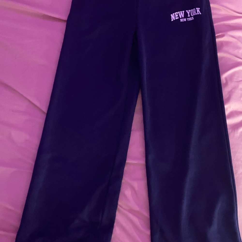 Fleece New York Graphic Joggers